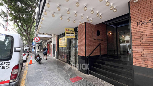 Local A La Calle, Apto T/destino Y Sin Exp En Riobamba Y Santa Fe - 447 M2 Tot