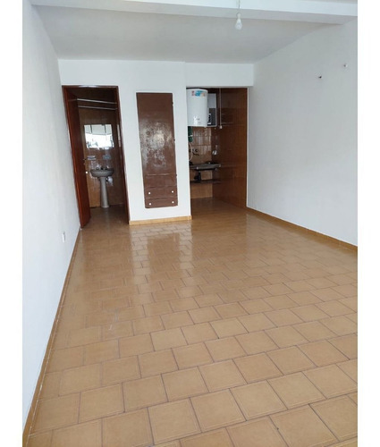 Imagen 7 de 13 de Monoambiente En Venta Sobre Santa Rosa Y Neuquen, Alberdi.