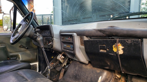 Ford F14000 Reduzido