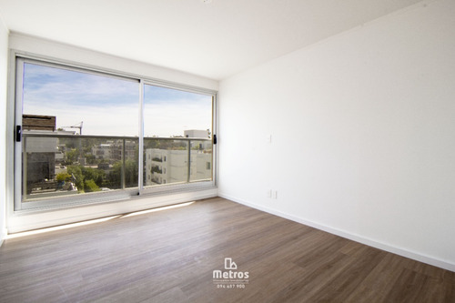 Imagen 8 de 14 de Penthouse 3 Dorm. Venta En Av. Américas - Frente Al Lago