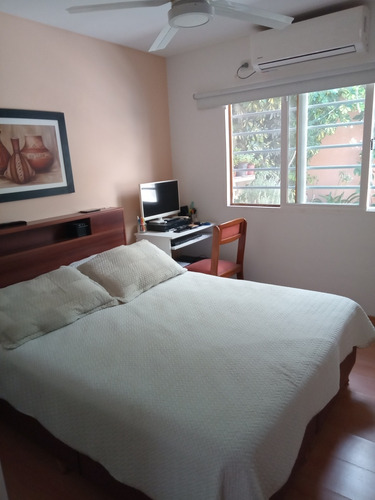 Vendo Hermosa Casa Ph En Ramos Mejia, Zona Residenc
