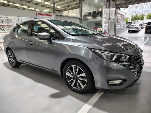 Nissan Versa 1.6 Advance Cvt