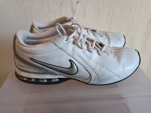 Nike reax price deals