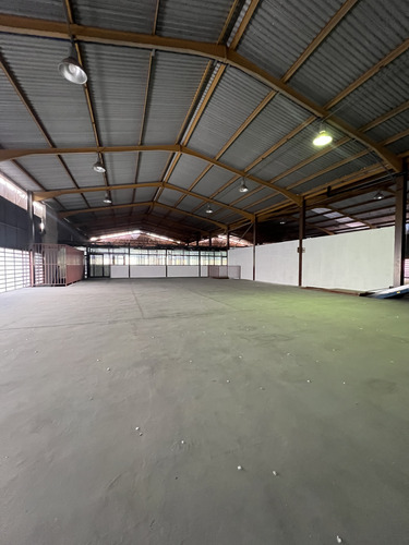 Galpón En Venta En Guaicay (las Minas De Baruta) 3499 Mts2