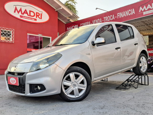 Renault Sandero 1.0 16V