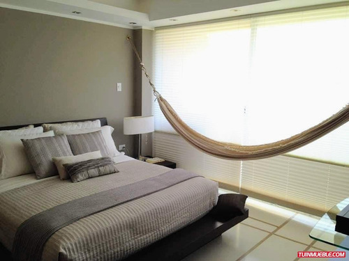 Imagen 8 de 12 de En Venta. Apto De 3hab / 3 Baños. Urb. Casas Del Sol