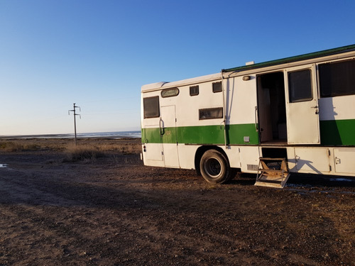 Motor Home Mercedes Benz 1215 6 Personas