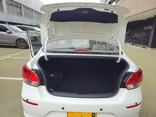 Kia Soluto 1.4 Emotion Mt