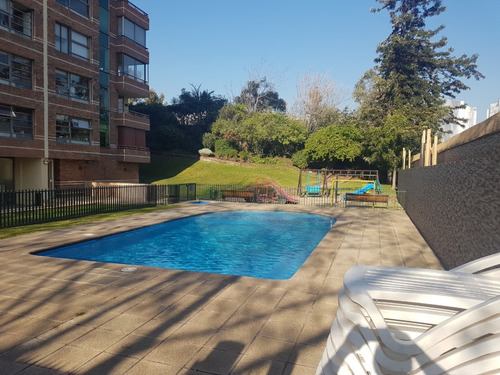 Departamento En Inmejorqable Ubicacion En Las Condes