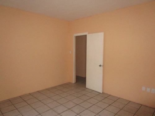 Imagem 8 de 30 de Casa Para Alugar Na Cidade De Fortaleza-ce - L1740