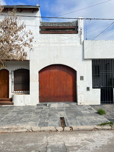 Alquilo Departamento 1 Dormitorio B° Observatorio  Con Patio De Cesped -