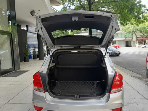 Chevrolet Tracker Awd Premier +