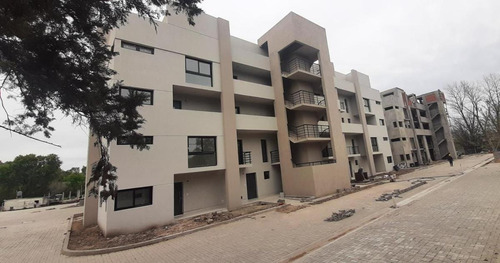 Imagen 22 de 30 de Departamento 3 Ambientes En Duplex Con Cochera - Complejo Vivo - Tortuguitas