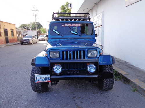 Imagen 2 de 12 de Jeep Wrangler Chasis Largo 1991 Restaurado