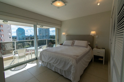 Imagen 16 de 24 de Venta Apartamento Tunquelen I, Playa Mansa Parada 7 , Punta Del Este, Vista Al Mar