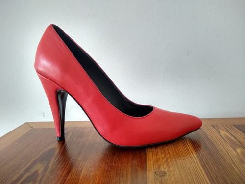 Zapato Stilleto Cuero Rojo Elegante Sin Plataforma Talle 39
