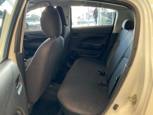 Imagen 9 de 15 de Mitsubishi Mirage Lx 2016