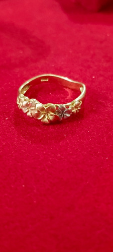 Anillo Oro 14 K  5 Floresoro De 14 Kilates Número 12