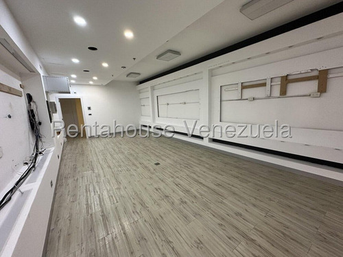 Local Comercial En Venta La Castellana Mls #25-11408 Bm