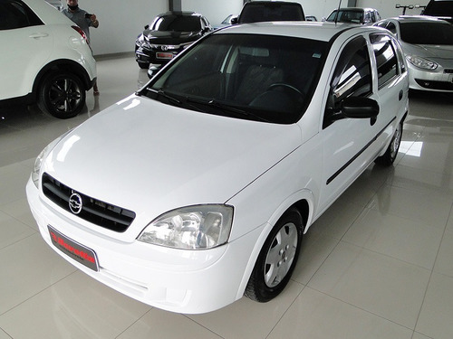 Marca: Chevrolet Modelo: Corsa Hatch