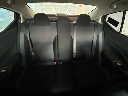 Nissan Versa 1.6 Advance At