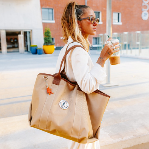 Imagen 2 de 9 de Tote Tero Original Xl Beige