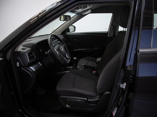 Ssangyong 1.6 Lx Mt Tivoli