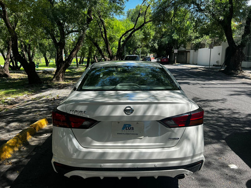 Nissan Altima 2020