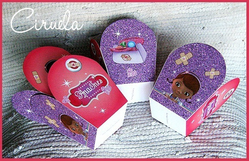 Kit Imprimible Invitación Dra. Juguetes Envoltorios Stickers