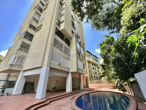 Hermoso Apartamento En Terrazas Del Avila Acogedor Remodelado Edificio Con Piscina 24-8504