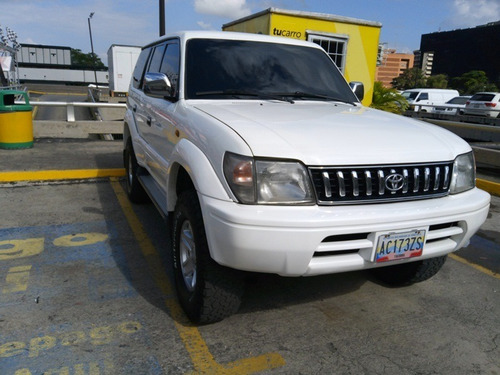 Imagen 3 de 11 de Toyota Prado