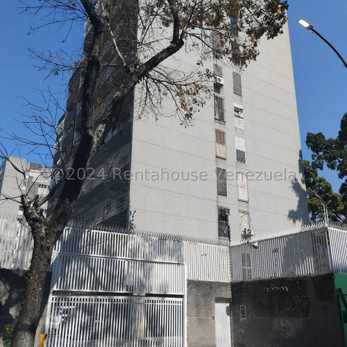 Apartamento En Alquiler, La Urbina #24-21777