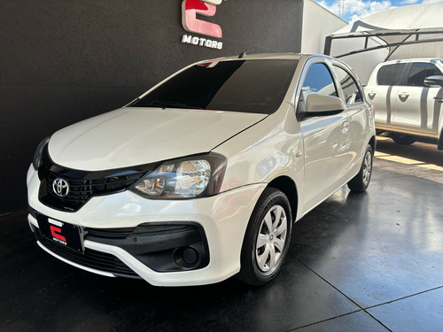 Toyota Etios Toyota Etios X 1.3 (Flex)