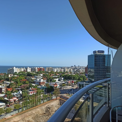Imagen 6 de 16 de Venta En Exclusividad De Apartamento 3 Dormitorios En Torres Nauticas. Increíble Vista!!