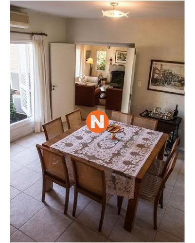 Casa En Venta, Mansa, Punta Del Este, 4 Dormitorios.- Ref: 209481