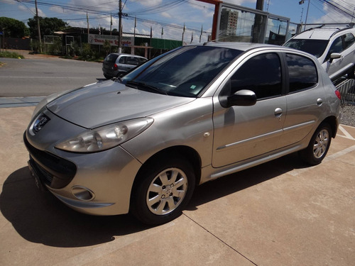 Imagem 3 de 11 de Peugeot 207 1.4 Xr Sport 8v Flex 4p Manual