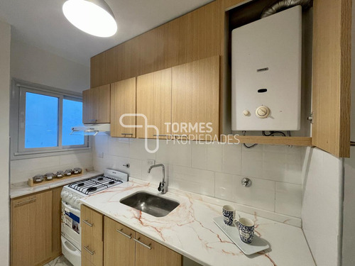 Imagen 20 de 30 de Tour Virtual Departamento 2 Ambientes Con Balcón Saliente - Plaza Colon Mar Del Plata