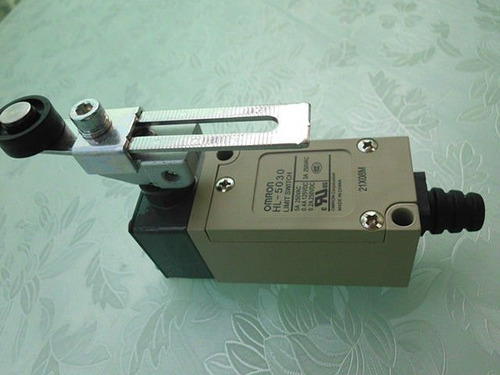 Micro Switch Marca Omron Modelo Hl-5030 