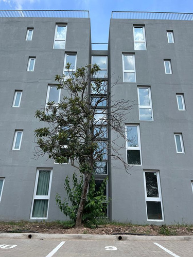 Departamento De Tres Ambientes En San Gerónimo