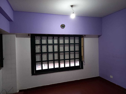 Imagen 5 de 8 de Casa Ph Frente 3 Amb C/cochera - Hurlingham (v. Alemania)