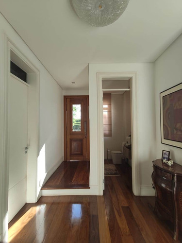 Tamboré 10 | Casa Alto Padrão | Vista Para Reserva | Piscina Aquecida | Adega Climatizada | Sala De Ginástica | 4 Suítes - Cnc1199