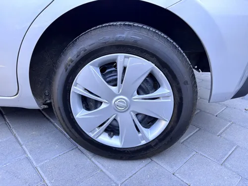 Nissan March 1.6 Sense At