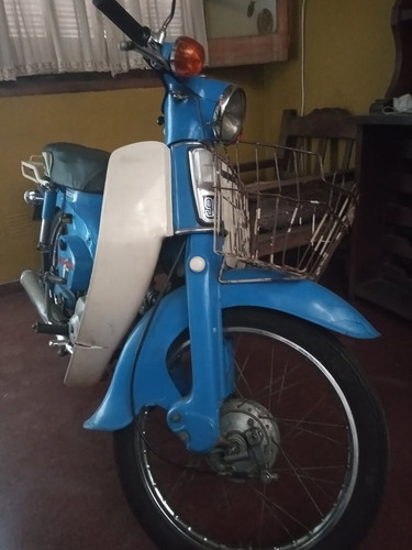 Imagen 2 de 9 de Honda C90