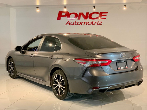 Imagen 8 de 15 de Toyota Camry 2019 Se
