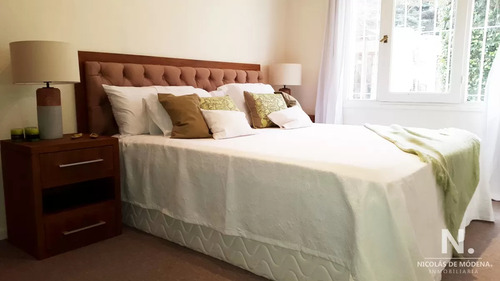 Vende Casa De 4 Dormitorios En Excelente Estado, Playa Mansa, Punta Del Este