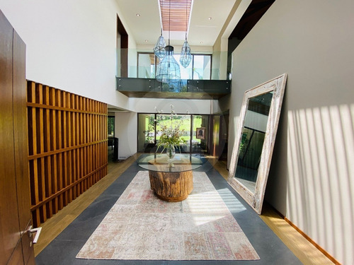 Casa En Venta En Club De Golf Los Encinos