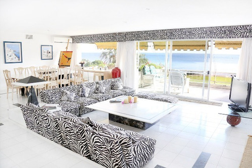 Apartamento En Venta De 3 Dormitorios En Punta Ballena