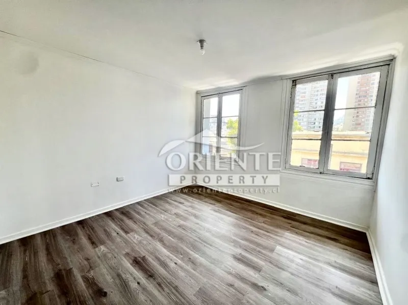 Imagen 1 de 26 de Casa Con 5 Dptos Alta Rentabilidad; Se Escuchan Ofertas