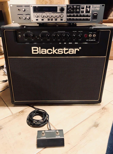 Blackstar Club 40 Valvular Celestion V30   Ñ Marshall Fender