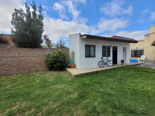 Casa En Venta En Lanus Este